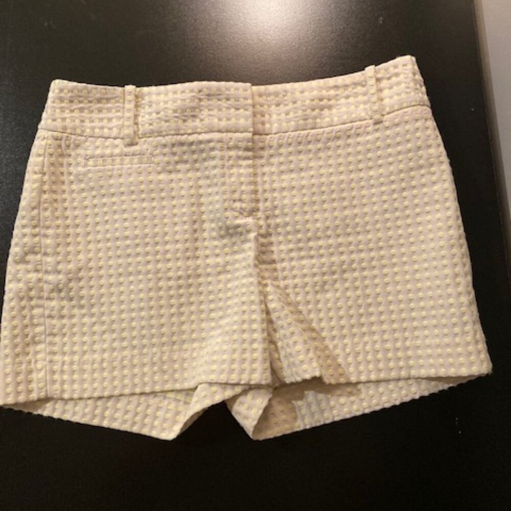 ANN TAYLOR LOFT MARISA Women's Shorts White w/ Yellow Polka Dots SIZE 4